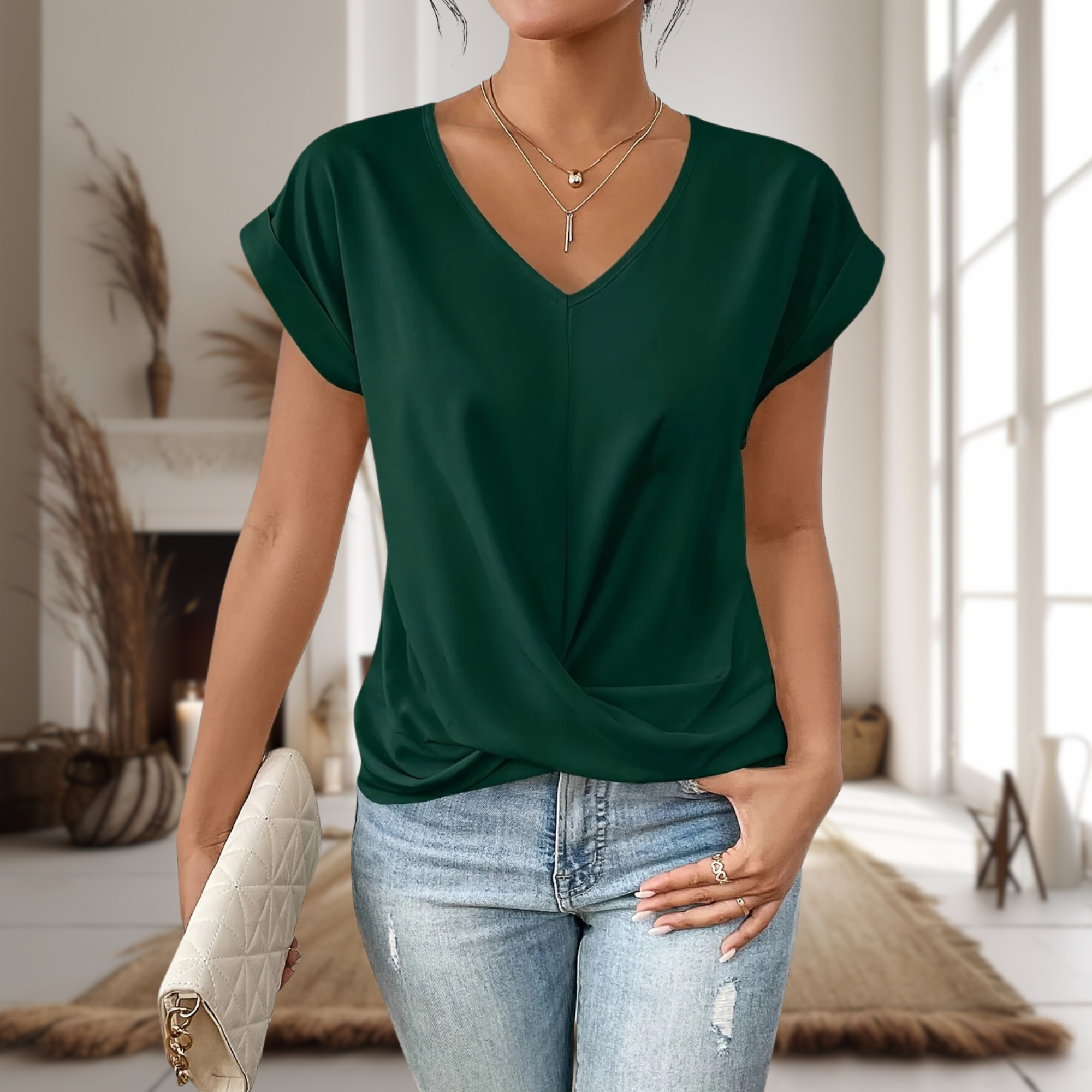 Elle | Sweetheart Neck Casual Tee