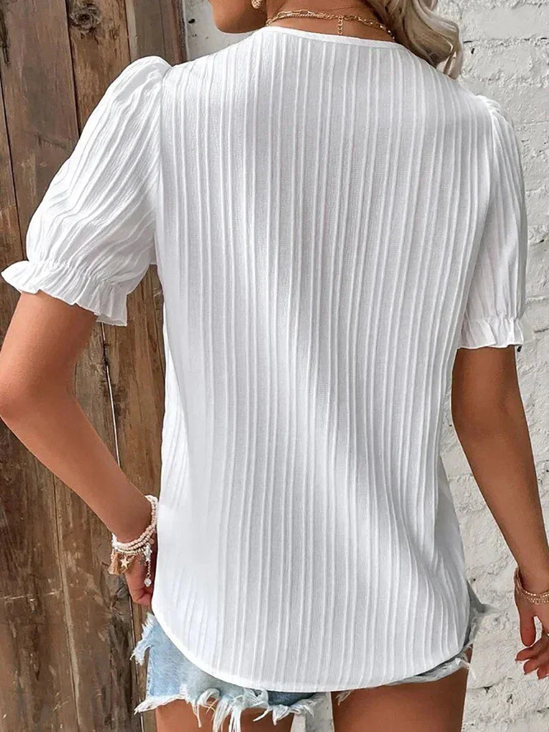 Bea | Detail-Trim Feminine Blouse