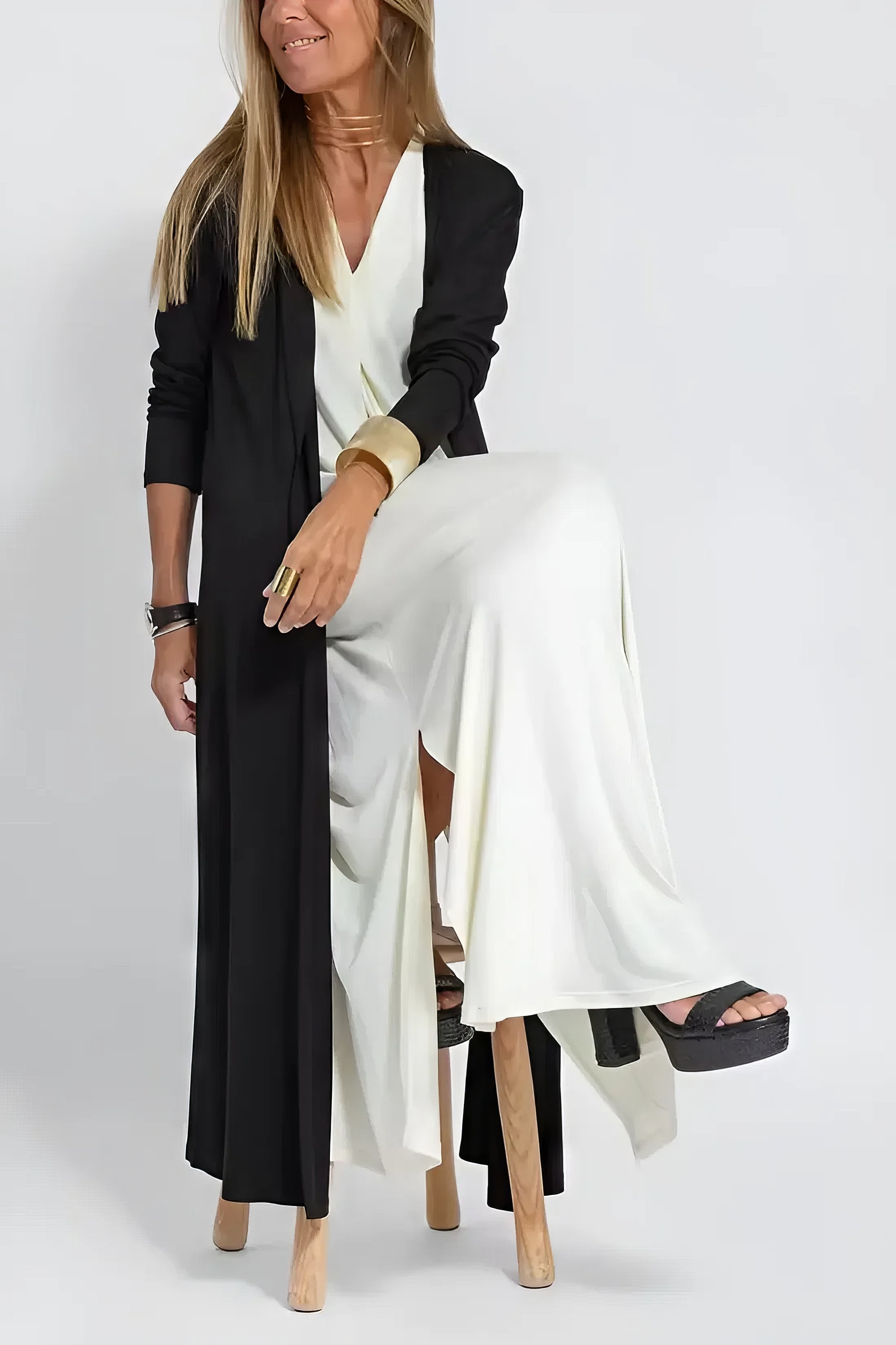 Judith | Sleeveless V-Neck Maxi Dress