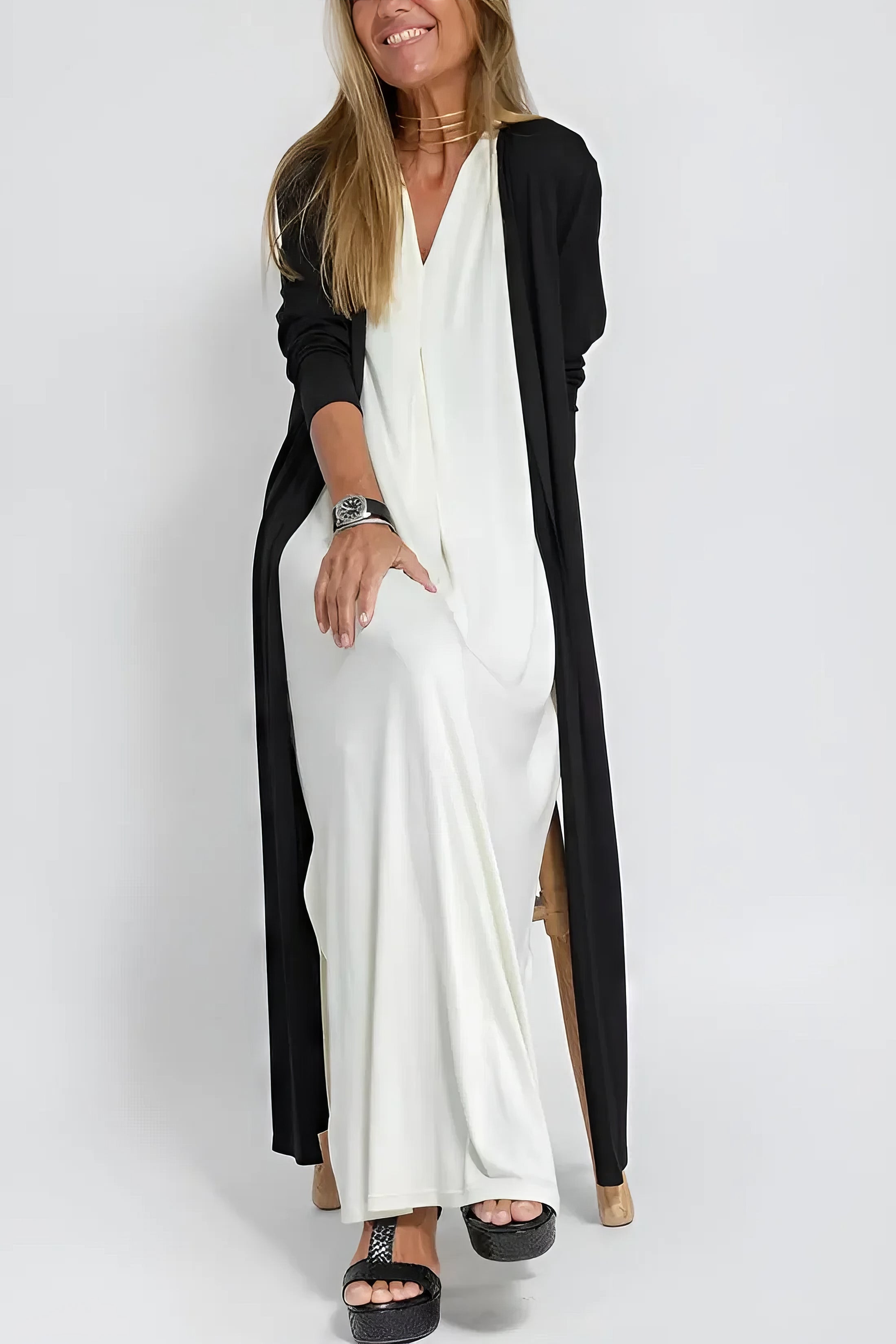 Judith | Sleeveless V-Neck Maxi Dress
